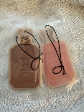 Kayali Bottle-Shaped Air Freshener Duo - utopia/yumyum marshmallow